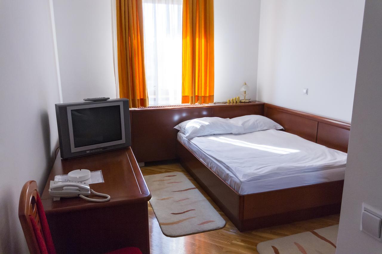 Hotel M3 Donje Mladice Quarto foto